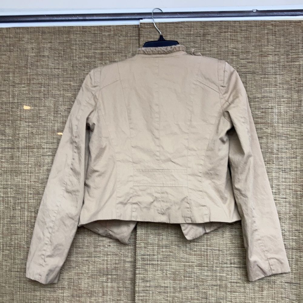 Anthropology short fitted cotton jacket ruffles on front - Picture 5 of 5